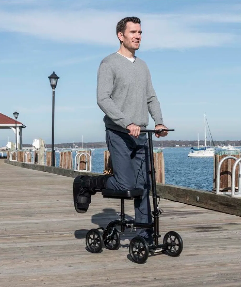 Knee scooter for rent
